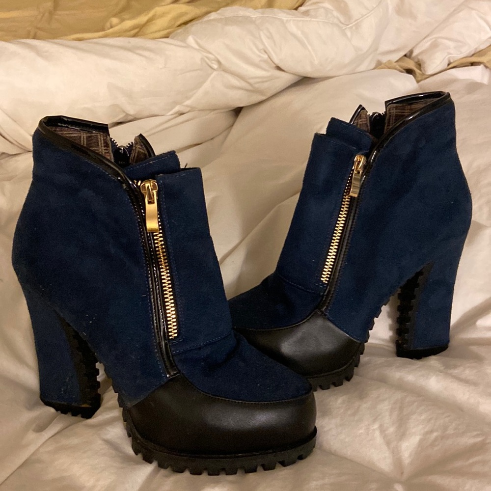 Ankle boots